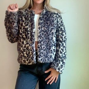 Faux fur black/gray cheetah jacket